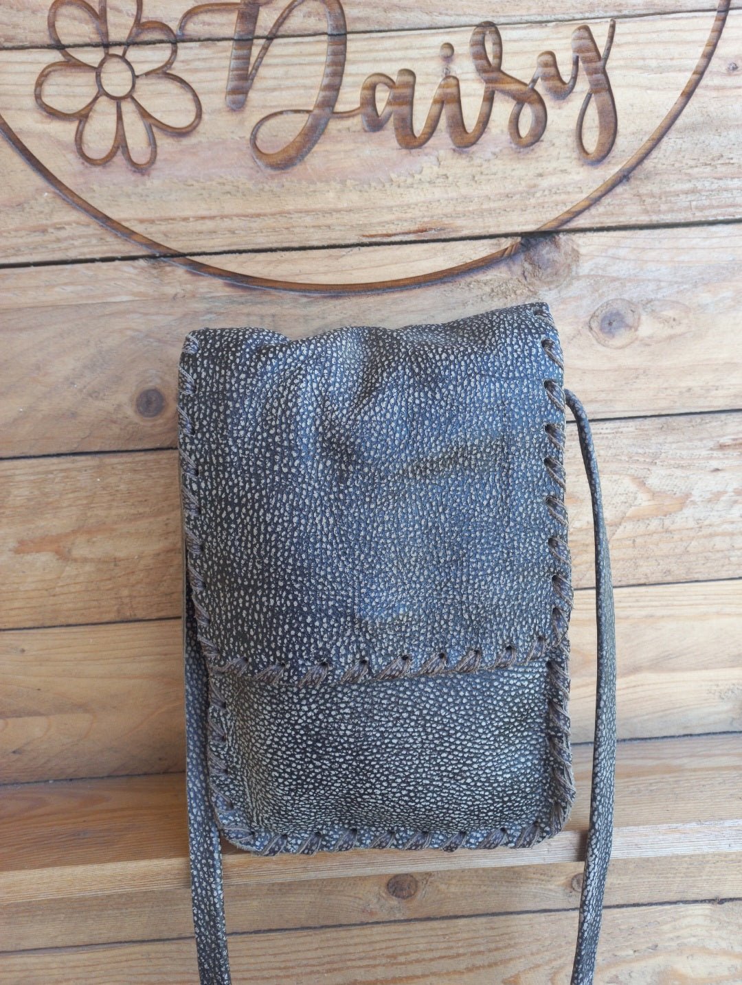 Classic Flap Medium - Rustic Daisy